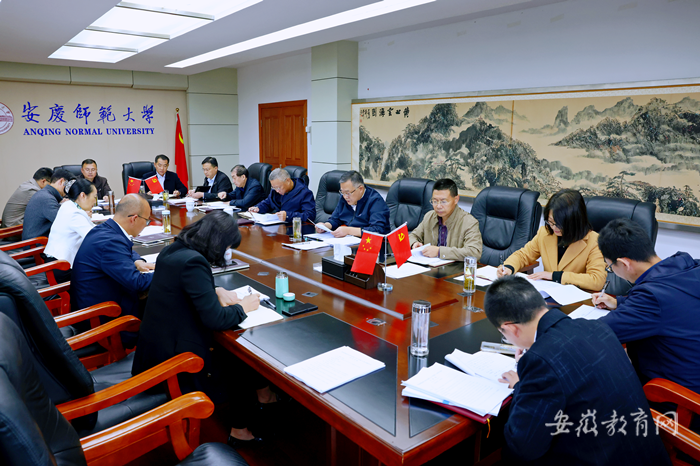 37000cm威尼斯推动党的二十大精神深入人心1.png